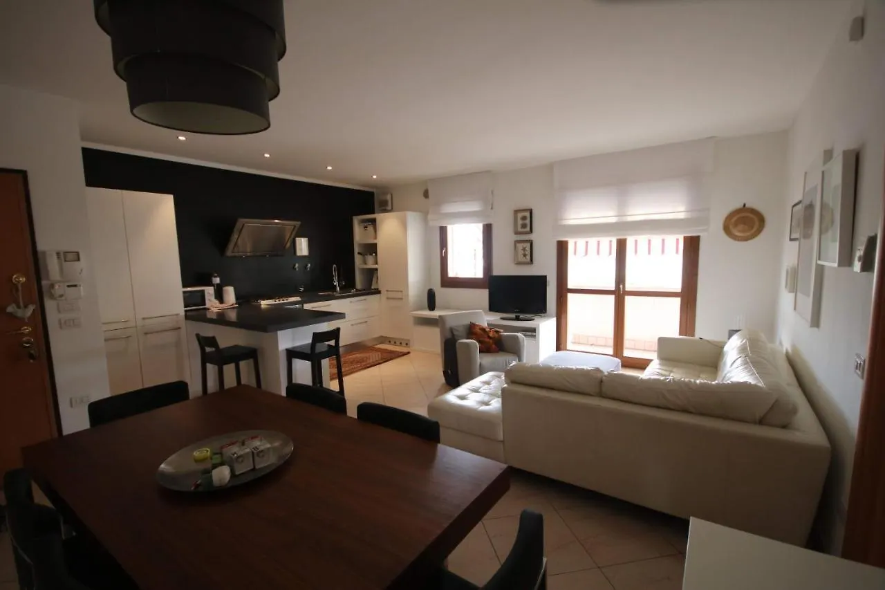 Deluxe Padova Apartment 鲁巴诺